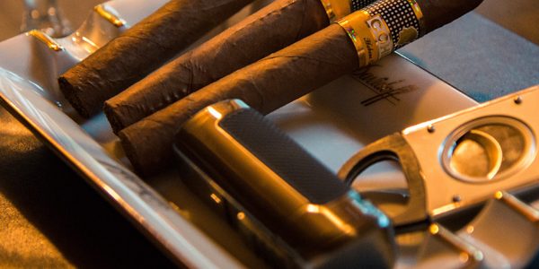 Cutting a Cigar Cutting a Cigar